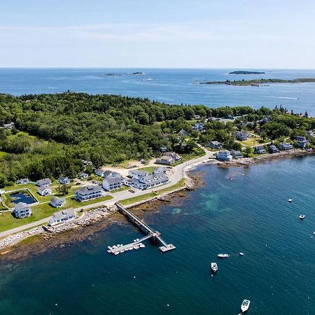 Bluebird Ocean Point Inn Экстерьер фото
